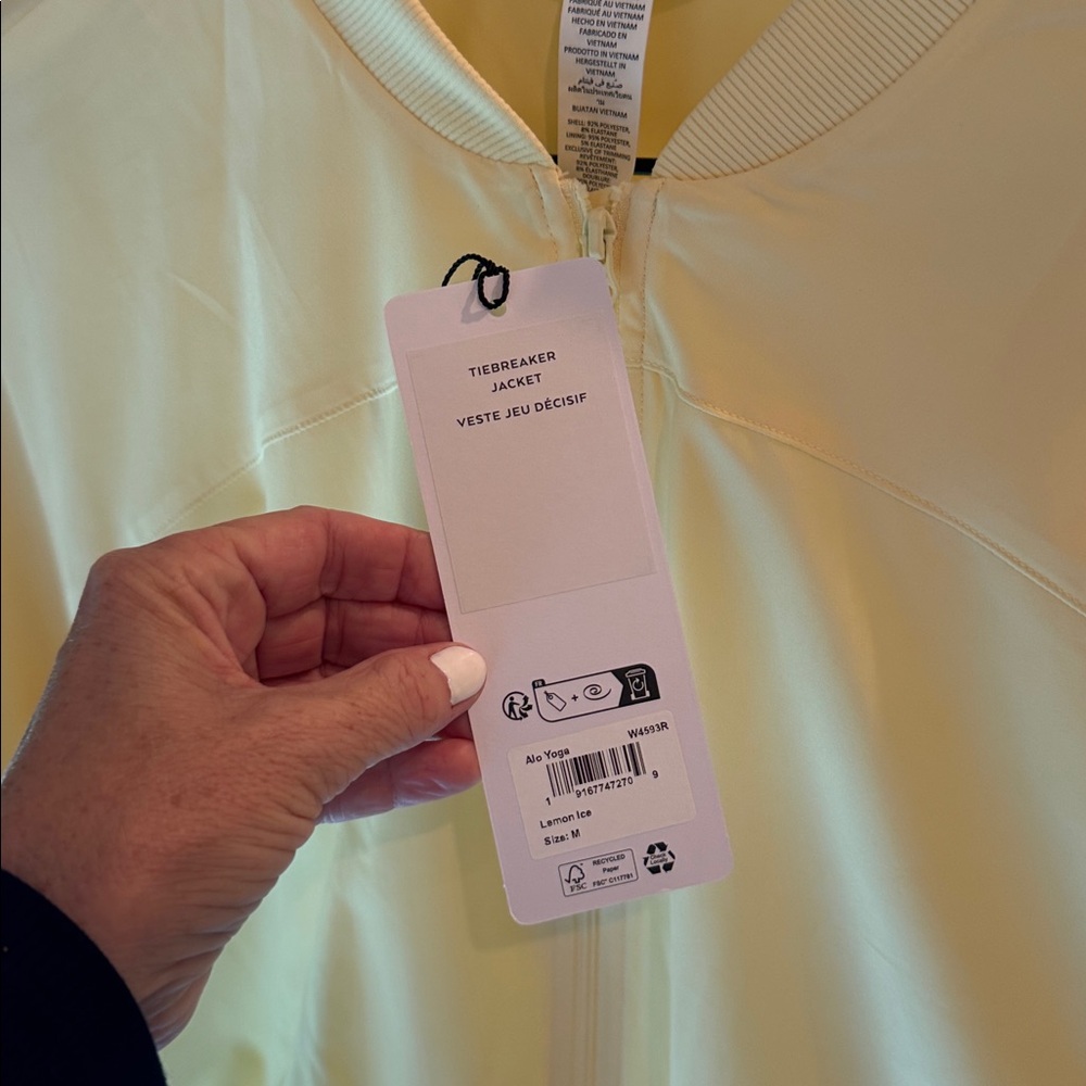 ๐๐๐ ๐ง ALO YOGA Tiebreaker Jacket-Lemon Ice medium excellent condition - Picture 8 of 15